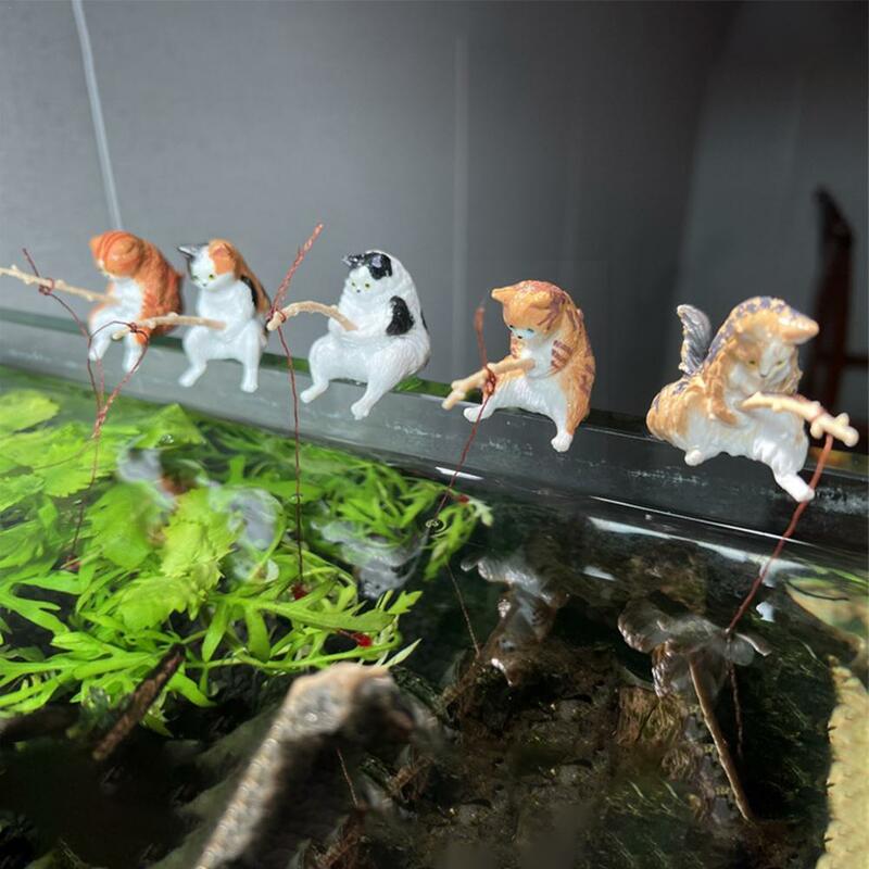 1PCS Fish Tank Landscaping Vivid Shape Exquisite Cartoon Ornament Aquarium Household Fishing Cat Decor Supply B7N8
