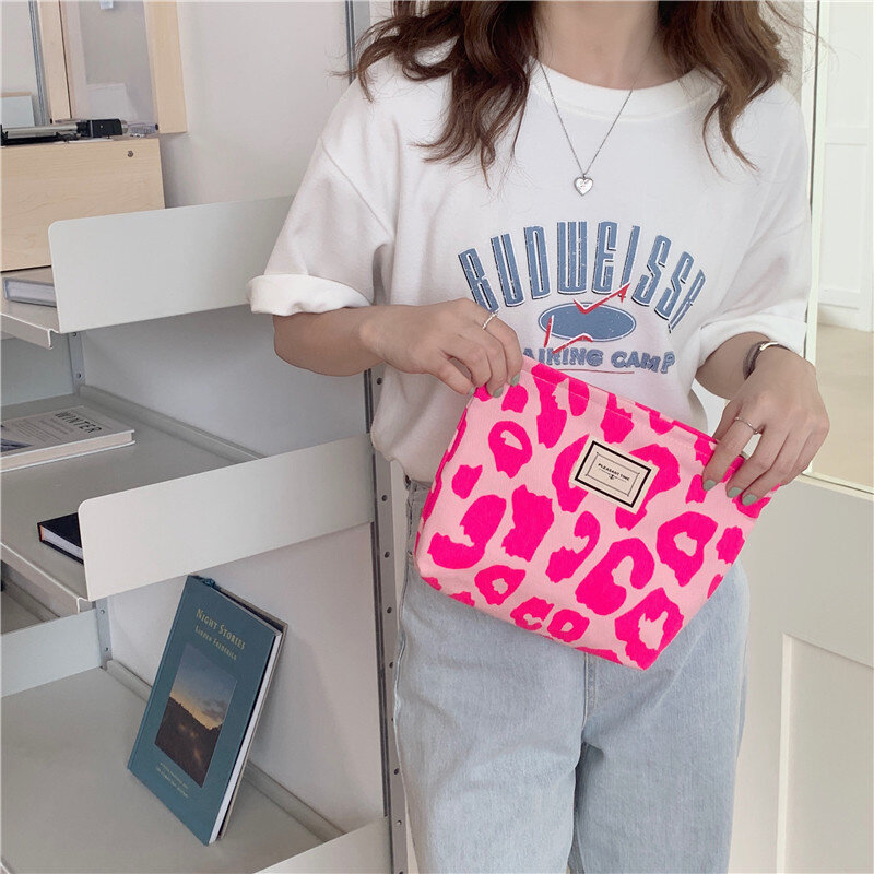 Bolsa de cosméticos con estampado de leopardo rosa para mujer, bolso de mano pequeño de flores Retro para mujer, bolsos de viaje, bolsas de almacenamiento de lápices para niña escolar