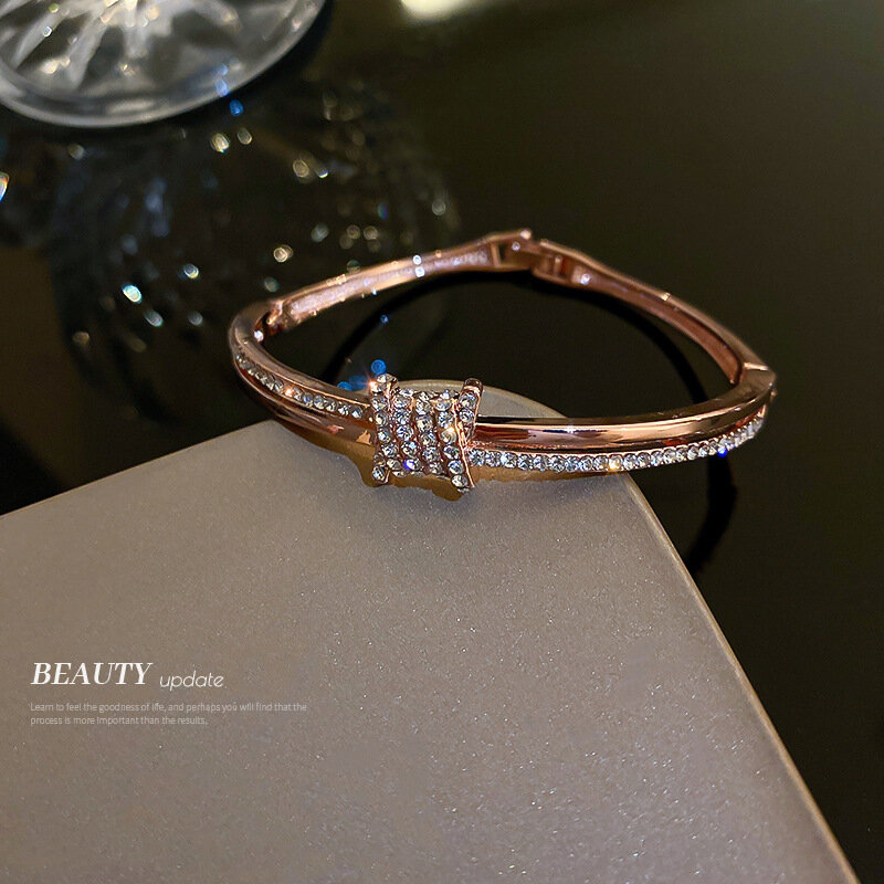 2022 Zircon Bangle For Women High-End Open Bangles Trendy Designer Girls Jewelry Metal Exquisite Accessories Quality Party Gifts