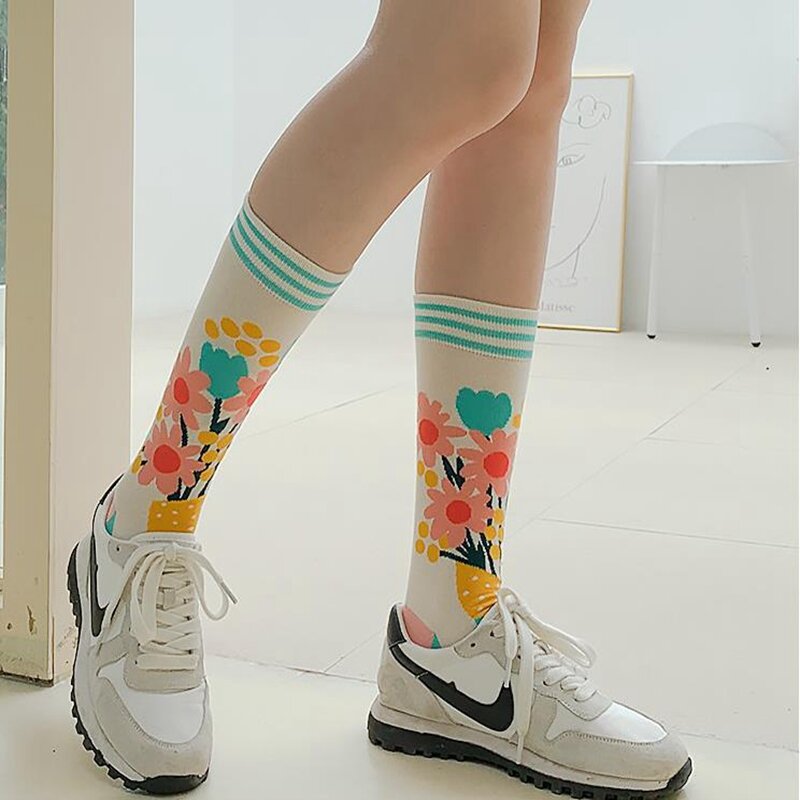 Coloridos calcetines de algodón con personalidad para mujer, medias rectas de moda para Otoño e Invierno