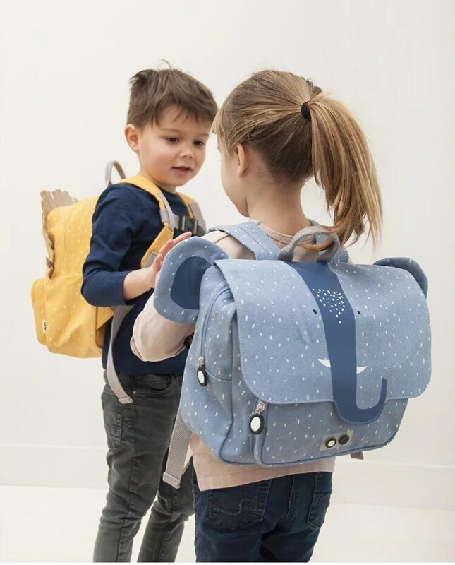 حقيبة مدرسية للأولاد والبنات حقيبة مدرسية صغيرة الطفل الكرتون على ظهره قماش