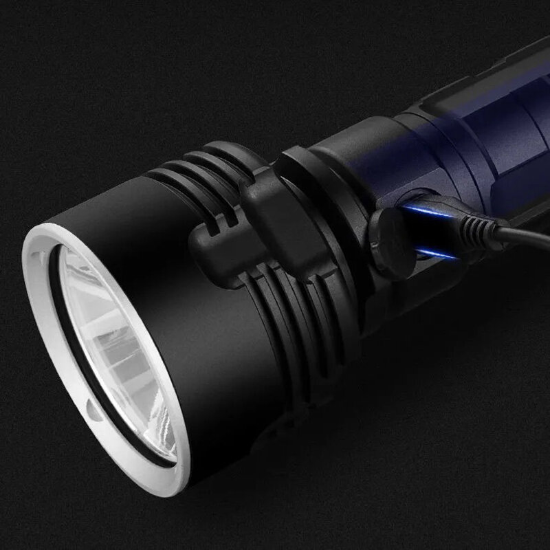 Linterna potente P70 Led superbrillante recargable por USB, reflector de aleación para acampar al aire libre, alta potencia