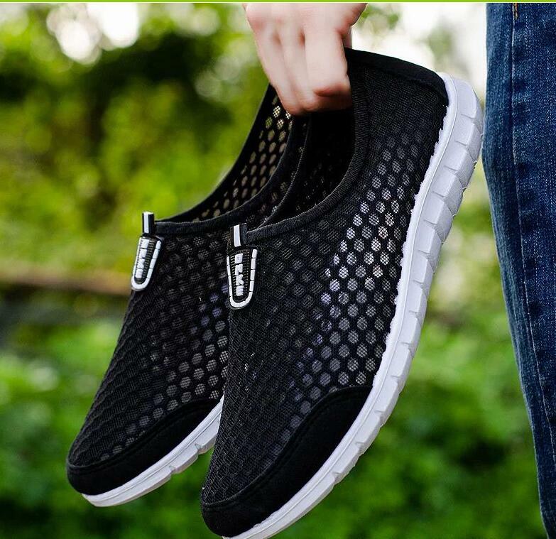Hot البيع 2022 خفيفة مريحة حذاء كاجوال زوجين للجنسين الصيف شبكة أحذية الرجال جورب الفم المشي أحذية رياضية كبيرة الحجم 35-45