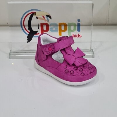 Pappikids รุ่น (022) สาว First Step Orthopedic รองเท้าหนัง