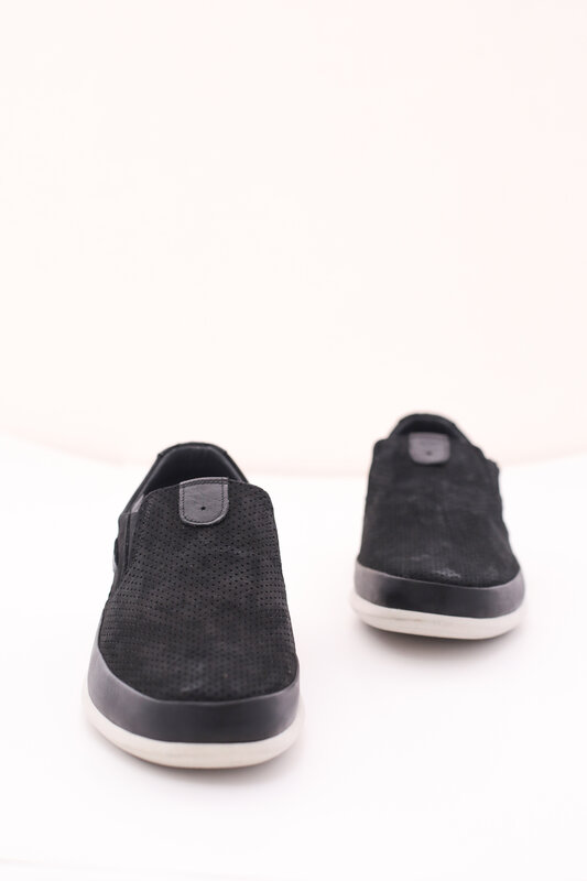 Sapatos casuais masculinos de couro legítimo detalhados cor preta