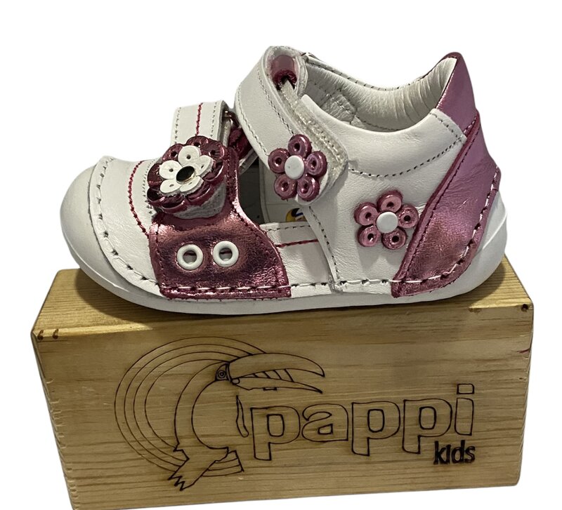Papikids รุ่น (0102) หญิง First Step Orthopedic รองเท้าหนัง