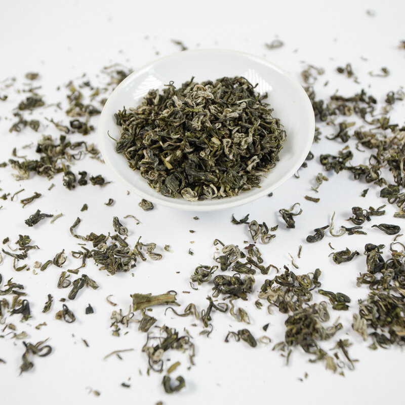 Chá verde "espirais esmeraldas da primavera" dun tin bi lo chun, 50 gramas