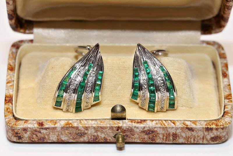 Pendiente de oro de 18k con Esmeralda y diamante Natural, bonito y decorado