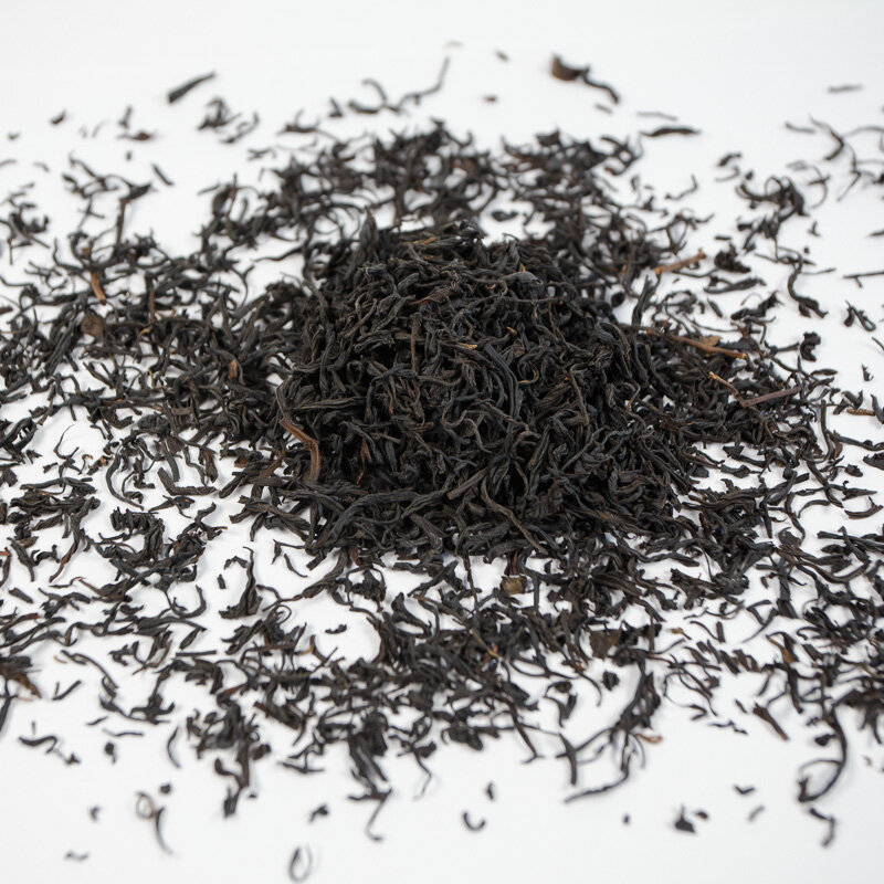 Черный чай "Малый вид копченый на углях сосны" Янь Сунь Сяо Чжун, 50 грамм