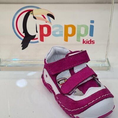 Pappikids รุ่น (K0013) สาว First Step Orthopedic รองเท้าหนัง
