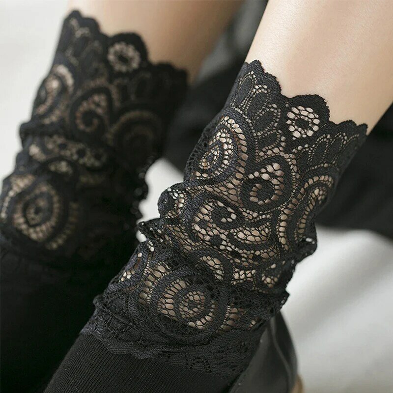Calcetines de encaje de algodón suave transpirable para mujer, medias de punto con estampado Sexy, de tobillo alto, color negro