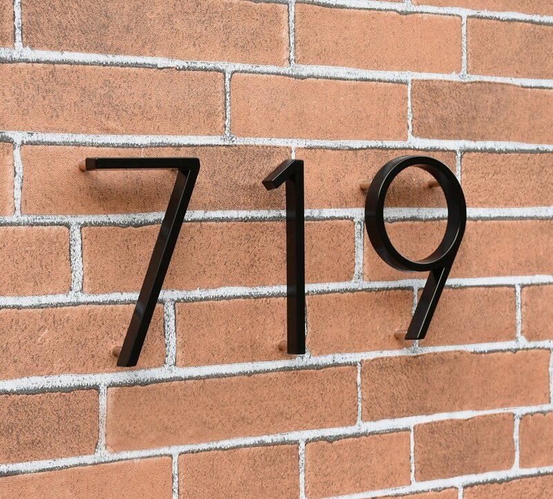 127มม.ลอย House จำนวน Big ประตูโมเดิร์นตัวอักษรกลางแจ้งในบ้าน5 In.ตัวเลขสีดำที่อยู่แผ่น Dash Slash Sign #0-9