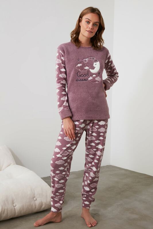 Trendyol Geborduurde Wellsoft Pyjama Set THMAW21PT0651
